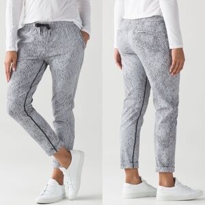 - Lululemon Jet Pant In Power Luxtreme Spray Jacquard White Black, Women's…